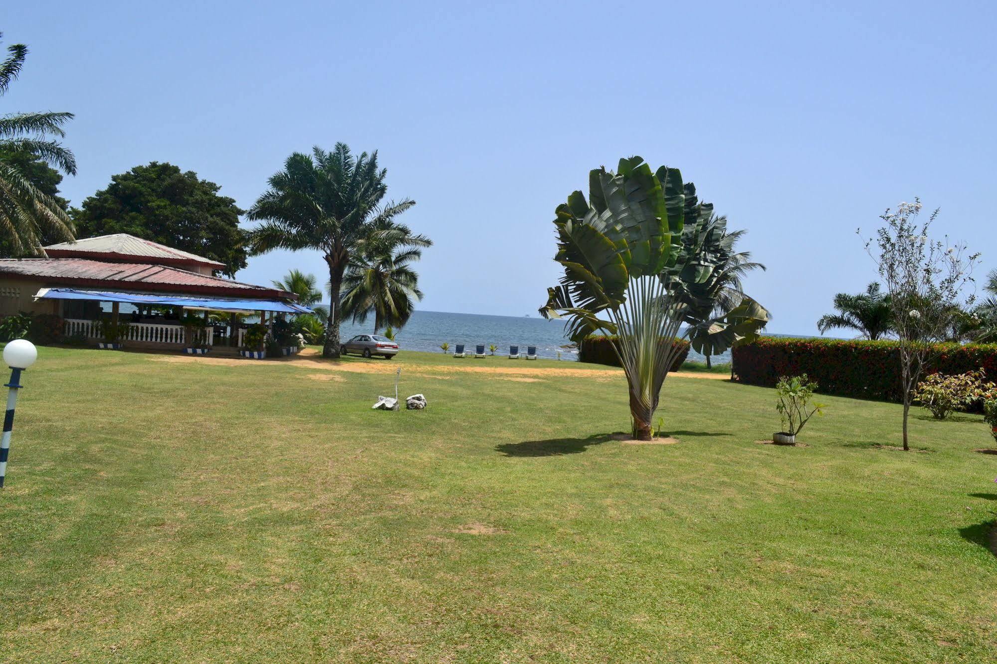 Adrien Beach Hotel Крібі Екстер'єр фото